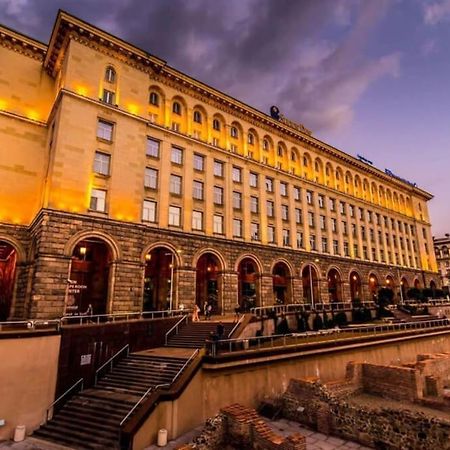 Cozy 1-Bedroom Flat In The Very Center Of Sofia Buitenkant foto